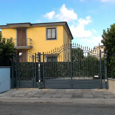 Rosa SantʼAntonio Abate