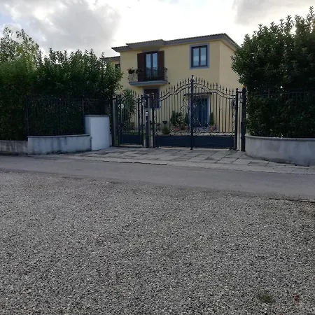 Rosa Bed & Breakfast 3*