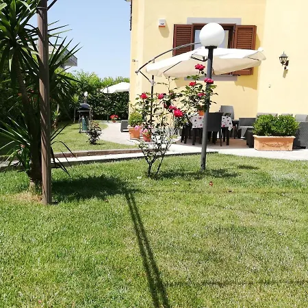 Rosa Bed & Breakfast 3*