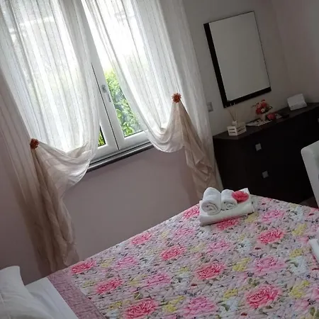 Rosa Bed and breakfast 3*