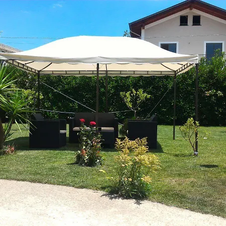 Alojamento de Acomodação e Pequeno-almoço Rosa