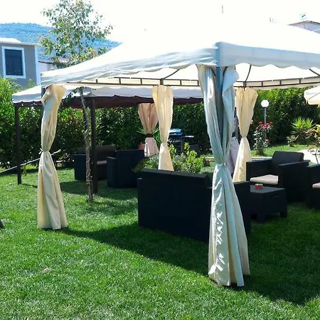 Rosa Bed & Breakfast